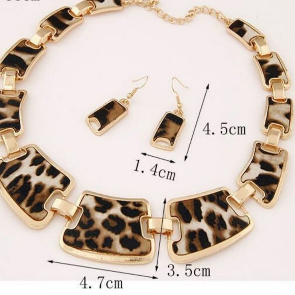 NEW Mobwife Leopard Cheetah Print Gold Necklace and Earrings Set-(#0247) - Picture 3 of 4